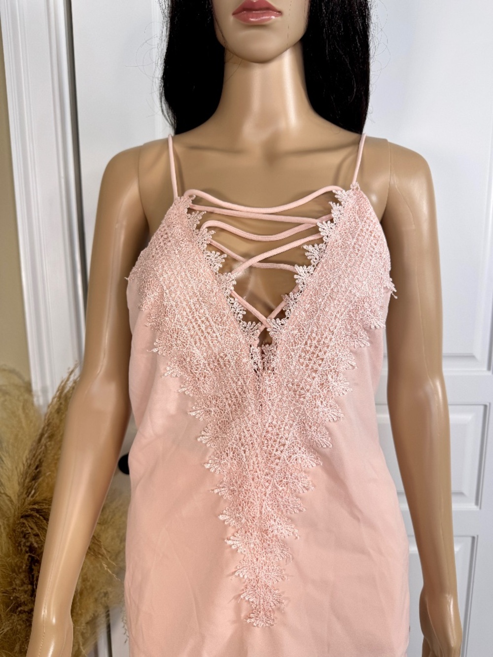 BLUSH LACE DETAILED CAMISOLE - NEW WITH TAG - Picture 7 of 16